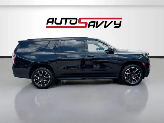 2022 Chevrolet Suburban 4WD RST