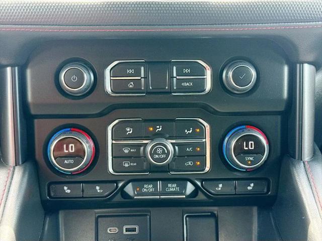 2022 Chevrolet Suburban 4WD RST
