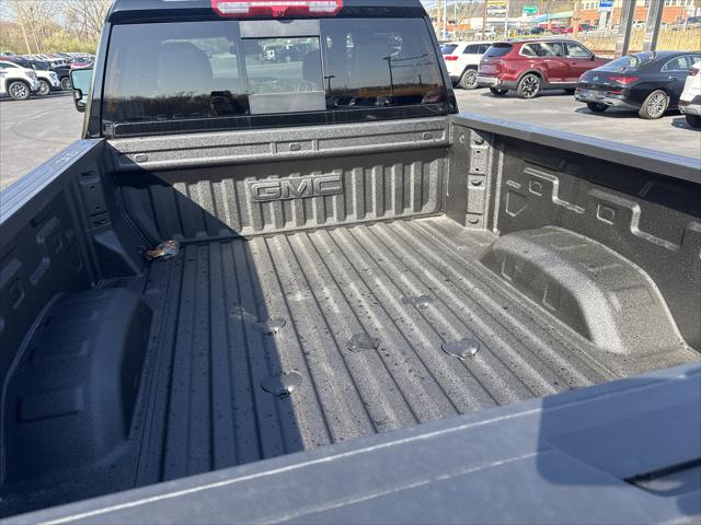 2026 GMC Sierra 2500HD Crew Cab, Standard Bed, AT4, 4WD