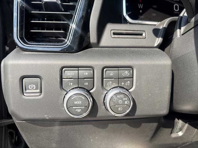 2026 GMC Sierra 2500HD Crew Cab, Standard Bed, AT4, 4WD