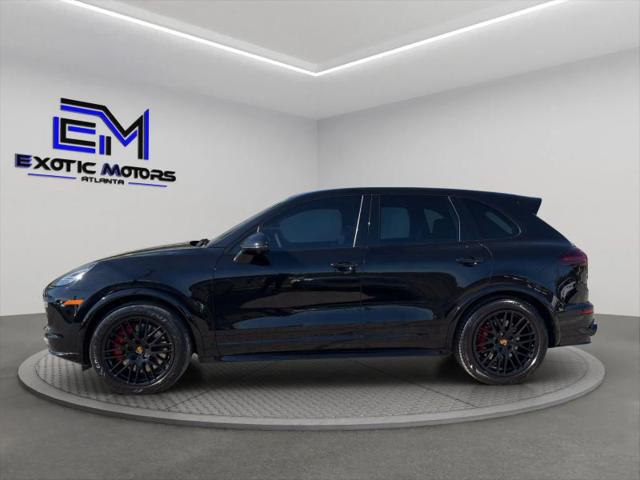 2017 Porsche Cayenne GTS