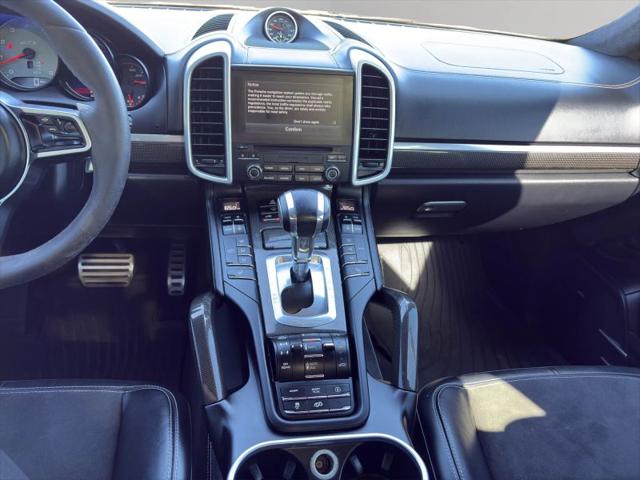 2017 Porsche Cayenne GTS