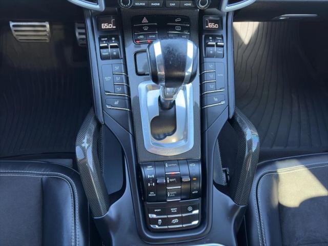 2017 Porsche Cayenne GTS