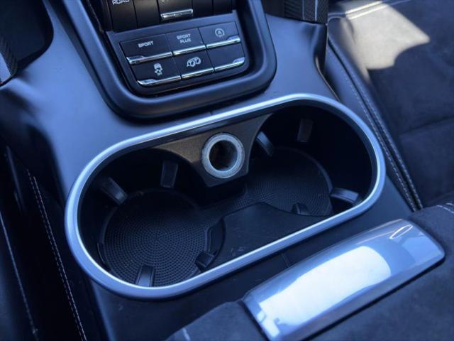 2017 Porsche Cayenne GTS
