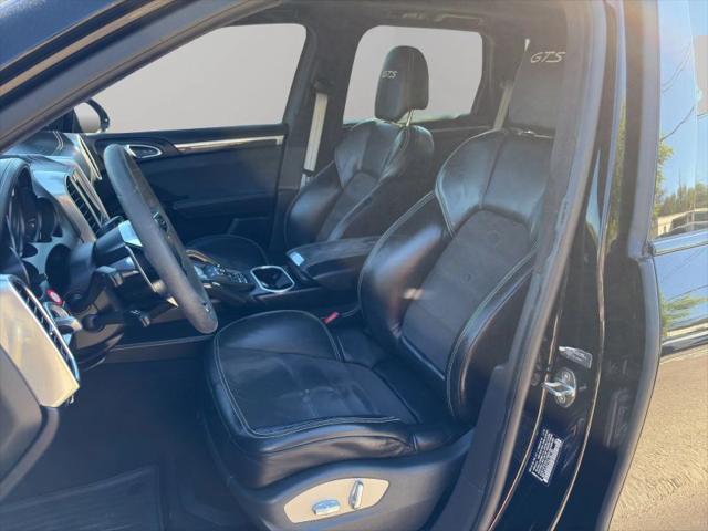 2017 Porsche Cayenne GTS
