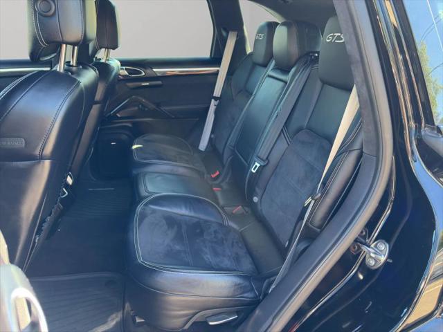 2017 Porsche Cayenne GTS