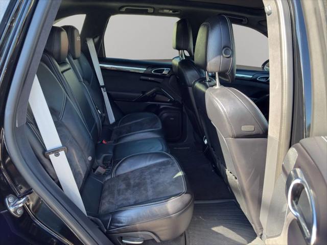 2017 Porsche Cayenne GTS