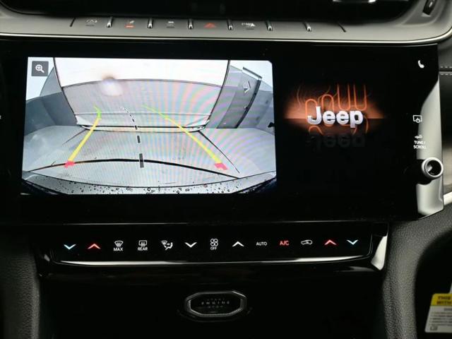 2026 Jeep Grand Cherokee Altitude 4x4