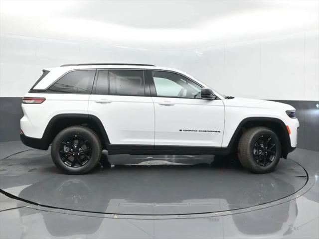 2026 Jeep Grand Cherokee Altitude 4x4