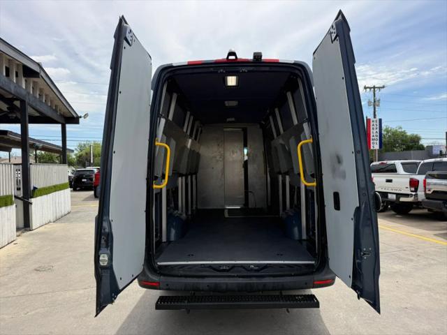 2019 Mercedes-Benz Sprinter 2500 High Roof V6