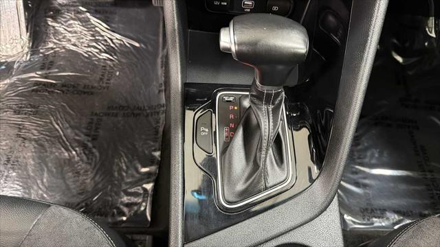 2022 Kia Niro LXS SE
