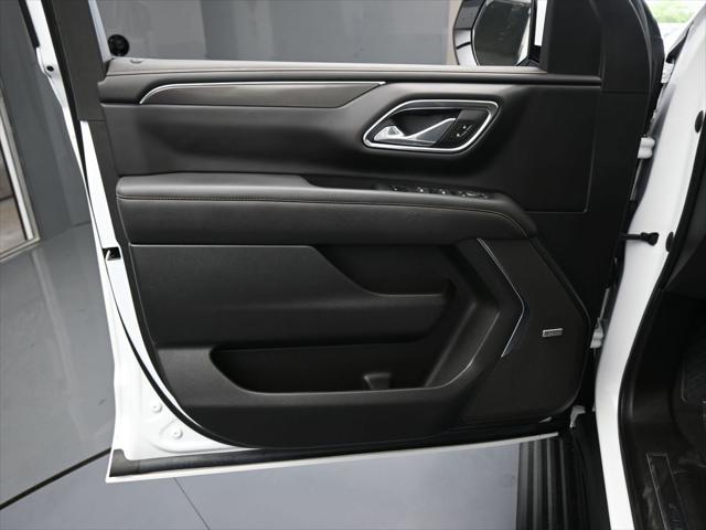 2023 GMC Yukon XL 4WD AT4