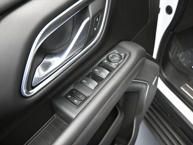 2023 GMC Yukon XL 4WD AT4