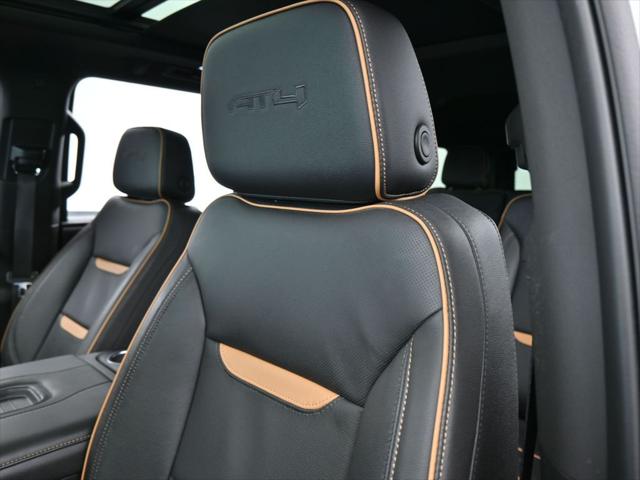 2023 GMC Yukon XL 4WD AT4