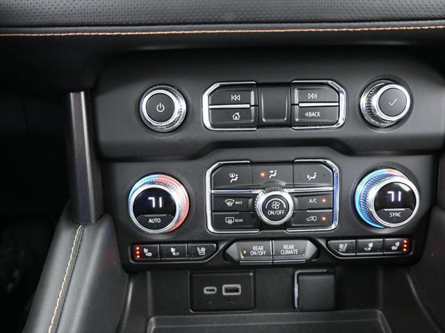 2023 GMC Yukon XL 4WD AT4