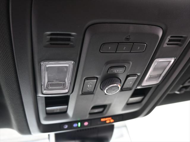 2023 GMC Yukon XL 4WD AT4