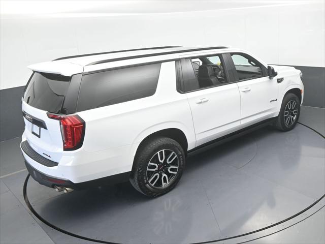 2023 GMC Yukon XL 4WD AT4
