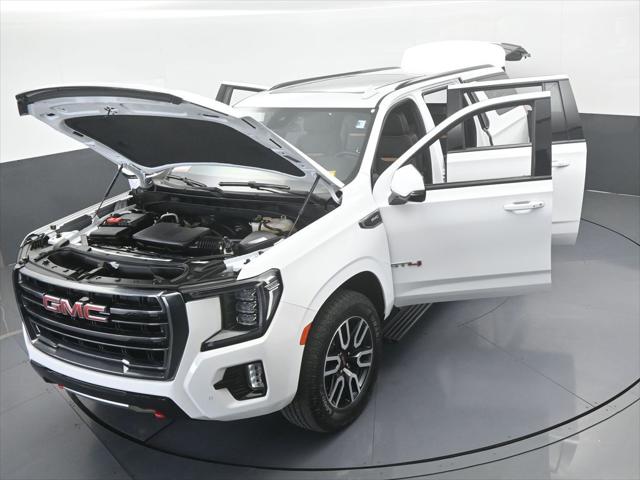 2023 GMC Yukon XL 4WD AT4