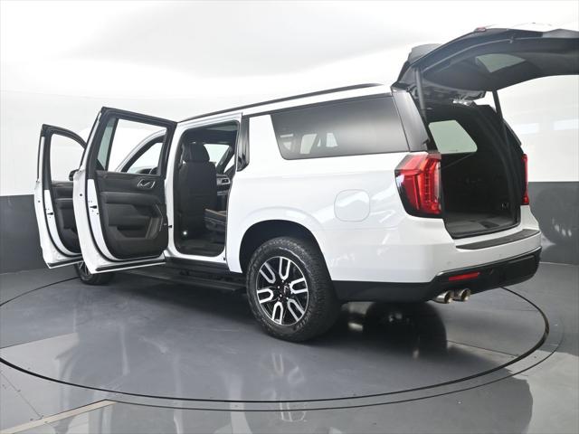 2023 GMC Yukon XL 4WD AT4