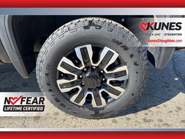 2025 GMC Sierra 3500HD 4WD Crew Cab Standard Bed Denali Ultimate