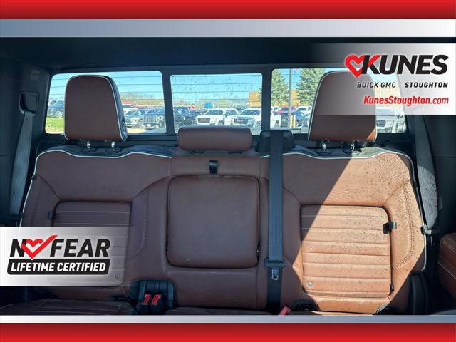 2025 GMC Sierra 3500HD 4WD Crew Cab Standard Bed Denali Ultimate
