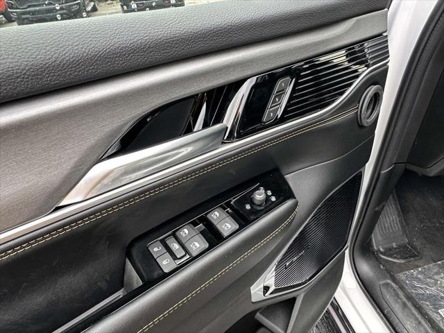 2026 Jeep Grand Wagoneer L 4x4
