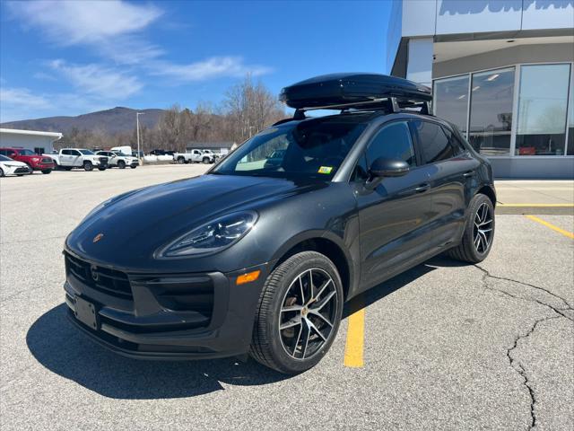 2023 Porsche Macan AWD