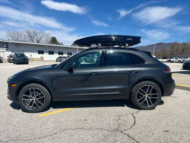 2023 Porsche Macan AWD