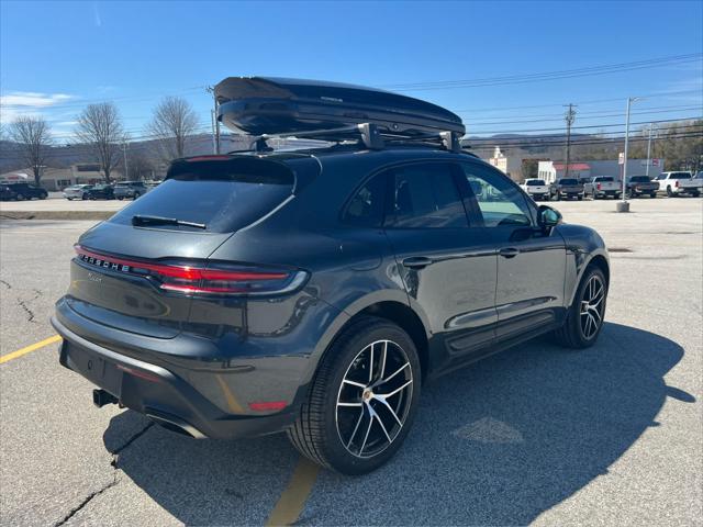 2023 Porsche Macan AWD