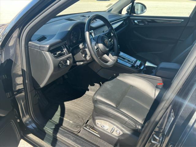 2023 Porsche Macan AWD