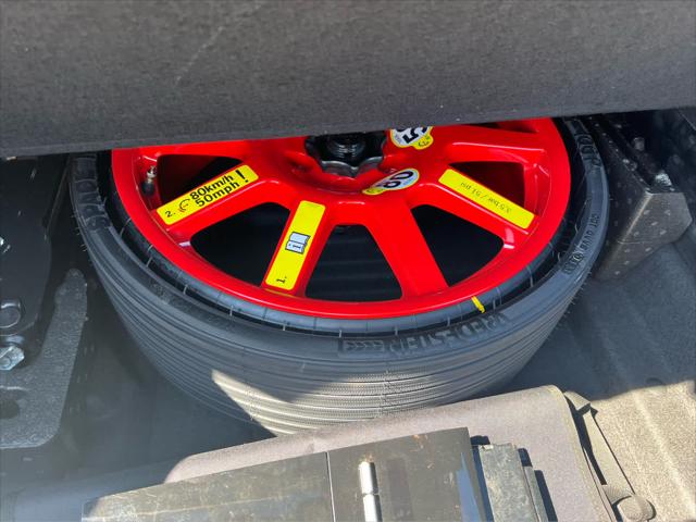 2023 Porsche Macan AWD