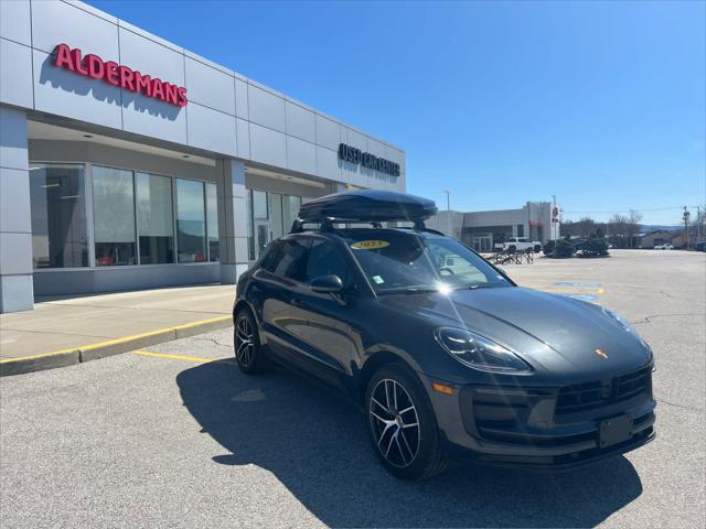 2023 Porsche Macan AWD