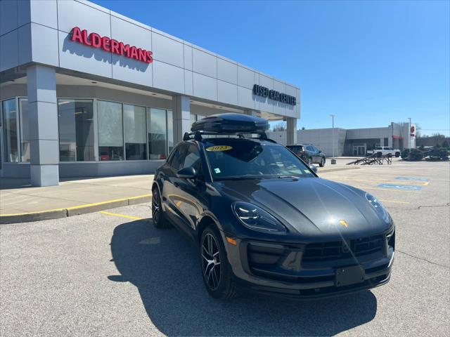 2023 Porsche Macan AWD