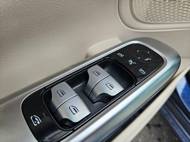 2026 Mercedes-Benz C-CLASS C 300 C 300