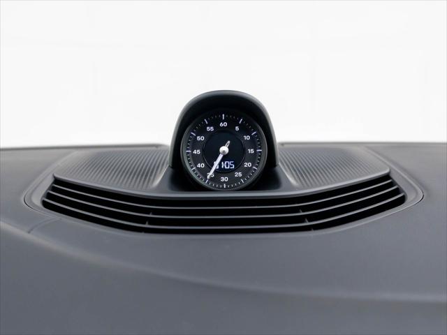 2026 Porsche Taycan 4