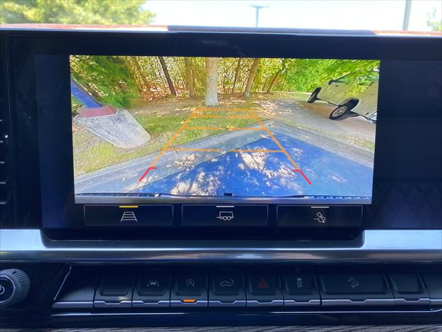 2026 Chevrolet Silverado 1500 4WD Crew Cab Short Bed LT Trail Boss