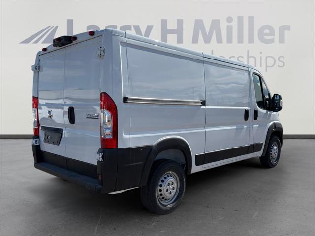 2026 Ram ProMaster Cargo Van Tradesman Low Roof 136 WB w/Pass Seat