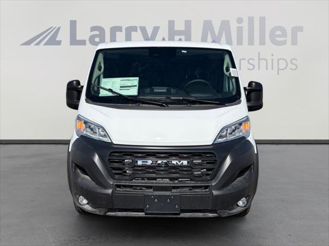 2026 Ram ProMaster Cargo Van Tradesman Low Roof 136 WB w/Pass Seat