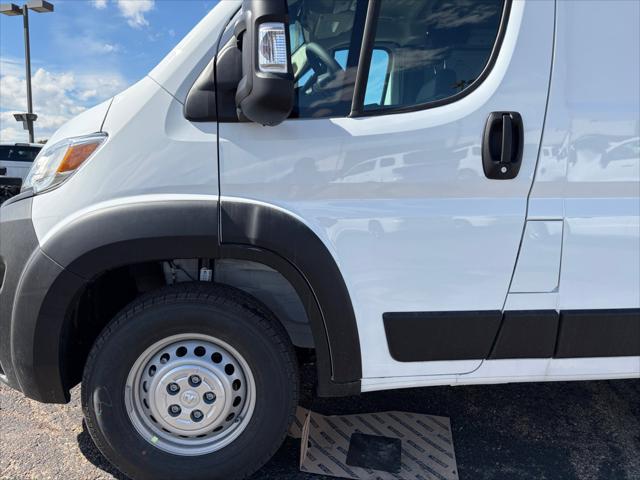 2026 Ram ProMaster Cargo Van Tradesman Low Roof 136 WB w/Pass Seat