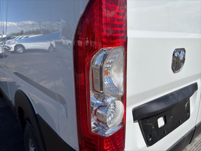2026 Ram ProMaster Cargo Van Tradesman Low Roof 136 WB w/Pass Seat