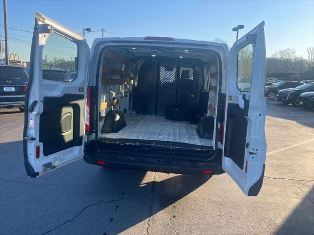 2018 Ford Transit Low Roof w/60/40 Side Door w/RWB Van 3D