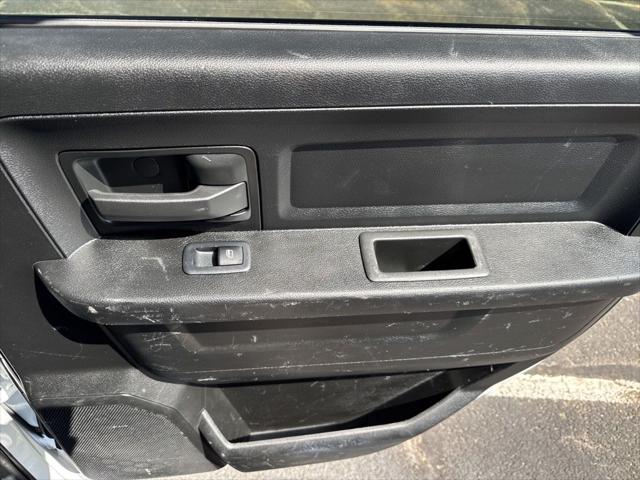 2022 Ram 2500 Tradesman Crew Cab 4x4 6'4" Box