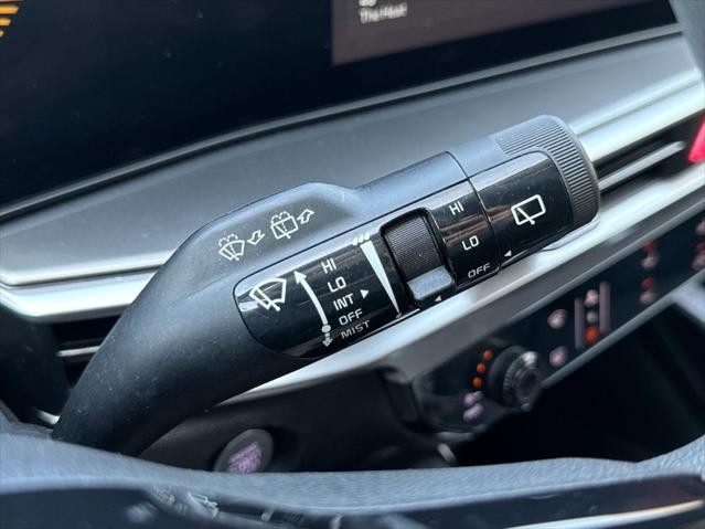 2025 Kia Sorento LX