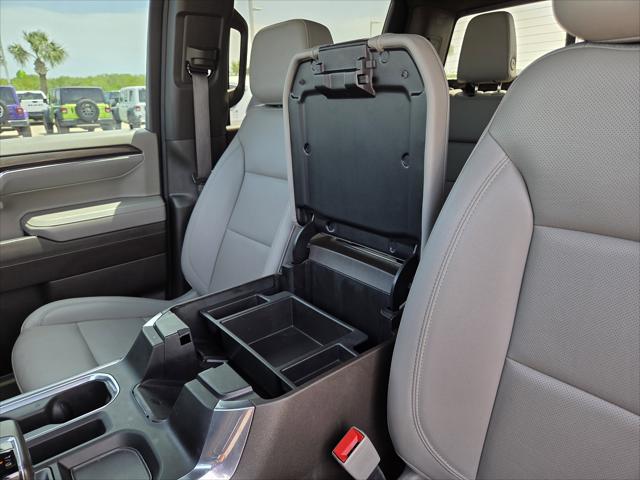 2024 GMC Sierra 1500 4WD Crew Cab Short Box SLT