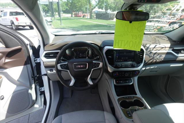 2023 GMC Acadia SLE