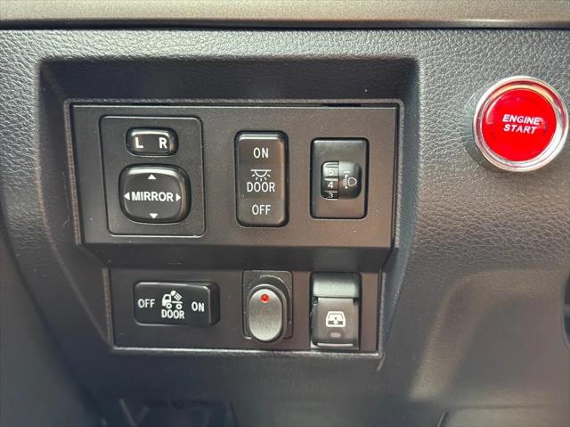 2016 Toyota Tundra SR5 5.7L V8