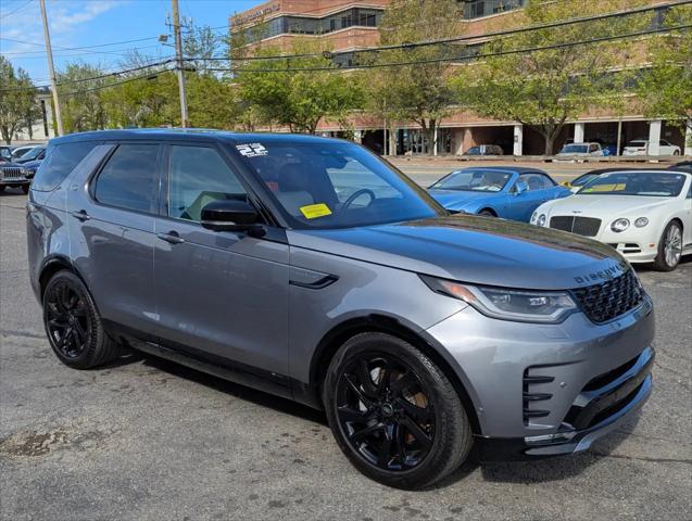 2022 Land Rover Discovery P300 S R-Dynamic