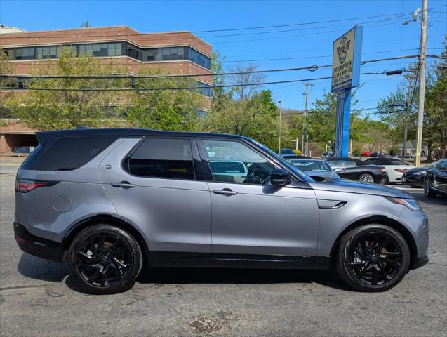 2022 Land Rover Discovery P300 S R-Dynamic