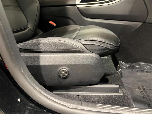 2025 Mercedes-Benz GLC 350e 4MATIC
