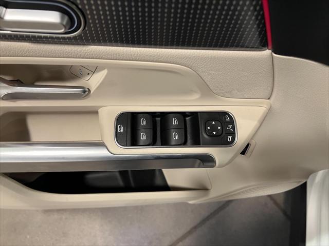 2023 Mercedes-Benz EQB 300 4MATIC